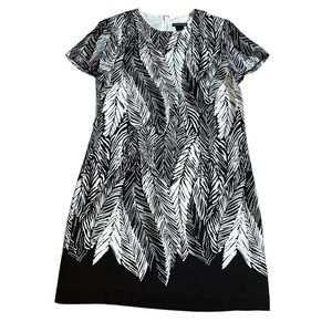 Club Monaco squelah palm leaves Floral Black White Silk Short Sleeve Dress Sz 0